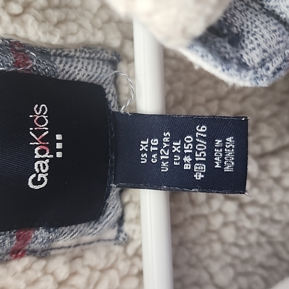 Gap Kids Sherpa lined plaid Shirt jacket. Size XL - Picture 2 of 6